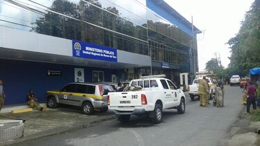 Incendio afecta edificio de la Fiscalía Segunda en Changuinola