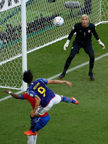Un gol de Keysher Fuller en el minuto 80 mantiene viva a Costa Rica