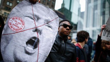 Manifestaciones anti-Trump en Nueva York y Arizona