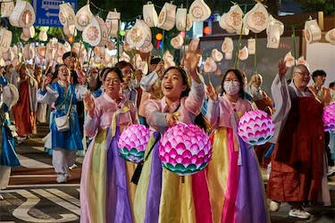 El festival de los faroles de loto, una tradición milenaria