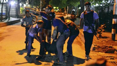 Estado Islámico reivindica tiroteo en capital de Bangladesh