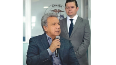 FMI desembolsa 250 millones de dólares a Ecuador