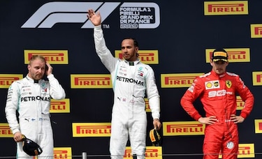 Hamilton gana en Francia, en nuevo doblete de Mercedes