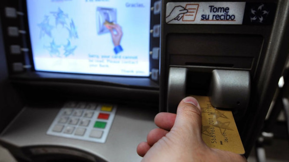 Pagos a jubilados y pensionados 2026: fechas por ACH y cheque según la CSS