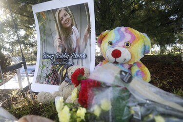 La joven estadounidense Gabby Petito fue víctima de un homicidio, dice el FBI