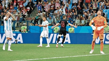 Argentina sufre, llora y grita en goleada croata