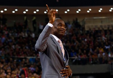Dikembe Mutombo, leyenda de la NBA, tiene un tumor cerebral
