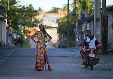 Brasileña se sobrepone al odio y sueña con coronarse en ‘Miss Universo Trans’