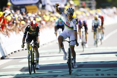 Tour de Francia: La batalla entre Pogacar y Vingegaard fuera de la ruta