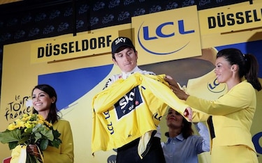 Primera etapa y 'maillot' amarillo en el Tour de Francia para el británico Geraint Thomas