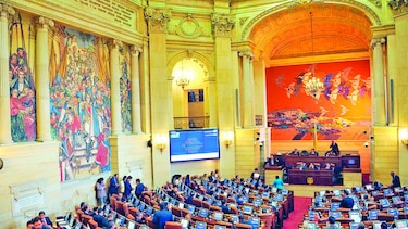 La paz pasa la prueba del Congreso colombiano