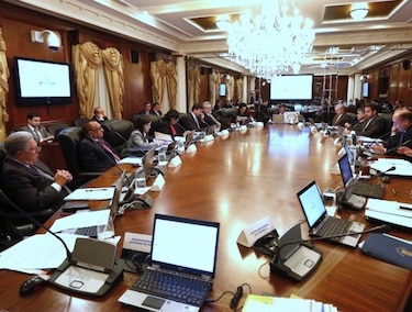 Gabinete nombra comisión para analizar el costo de la tarifa eléctrica