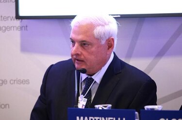 Martinelli dice que Panamá cooperará en todo lo que Honduras necesite
