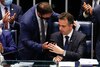 Aliado de Bolsonaro elegido líder del Senado; otro es favorito para la Cámara