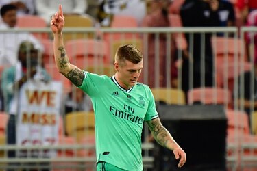 Real Madrid se mete en la final de la Supercopa española con goleada al Valencia