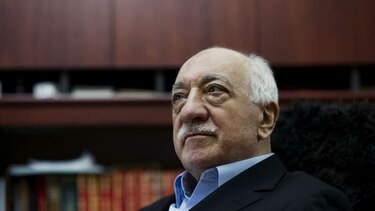 Turquía envía documentación a Estados Unidos, pide arresto de clérigo Fethüllah Gülen