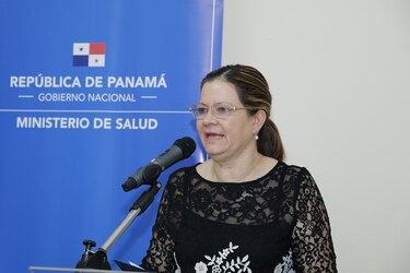 Primer grupo de becarios que regresaron de China terminarán el domingo período de observación