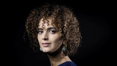 Escritora Leila Slimani recibe el premio Goncourt