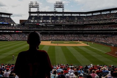 Machado, con dos jonrones, da el triunfo a los Padres en las Grandes Ligas