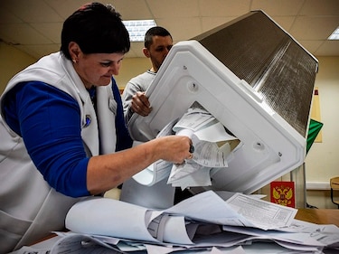 Aliados de Navalny reivindican victorias simbólicas en elecciones regionales rusas