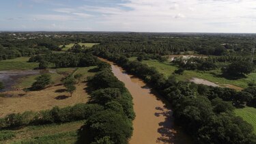 Empresas multadas con $10 mil por contaminar el río La Villa podrían ser cerradas