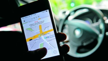 Uber enfrenta a alcalde neoyorquino