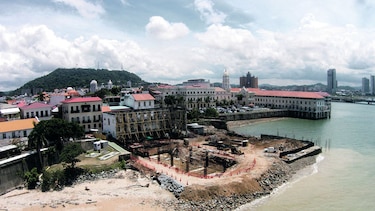 INAC avala obra que se apropia del mar