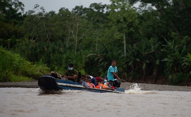 En solo un día, 2 mil 400 migrantes llegan a Darién