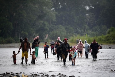 El crimen organizado ‘ganó' $820 millones moviendo migrantes por el Darién