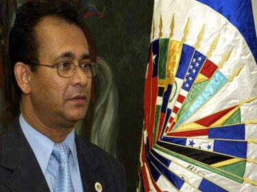 OEA ofrece colaborar en conversaciones entre R. Dominicana y Haití