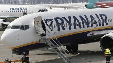 Beneficio de Ryanair subió 10% pese a turbulencias