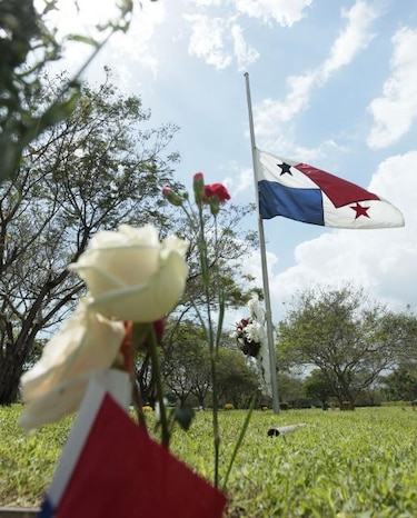Panameños conmemoran 24 años de la invasión estadounidense