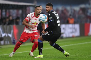 Arminia Bielefeld gana 2-0 al Leipzig; el panameño Andrés Andrade jugó los 90 minutos del partido