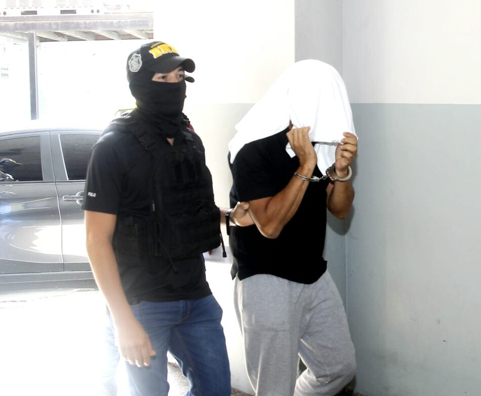 Lujos y grandes gastos: las pruebas de la fiscalía contra Héctor Brands