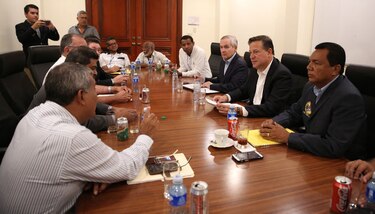 Ejecutivo instalará mesa de diálogo con transportistas