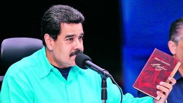 Nicolás Maduro descarta la remoción de un ministro