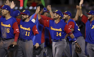 Venezuela vence a Italia y avanza a segunda ronda
