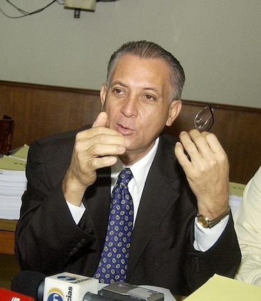Gobierno de Martinelli ‘ha destruido las instituciones democráticas’: Escobar