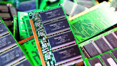 Apple, Amazon y Google, tras unidad de chips de Toshiba