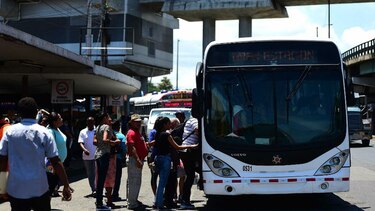 Mi Bus suspende servicio del Metro Bus en Alcalde Díaz por lluvias
