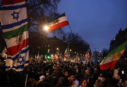 Trump dice que los líderes de Irán llamaron a Estados Unidos y ‘quieren negociar’