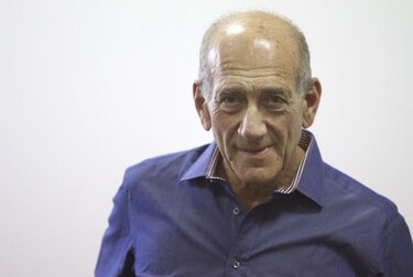 Olmert insiste en su inocencia en vista previa a la sentencia
