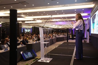 Expertas advierten sobre profundas brechas educativas y laborales en Panamá