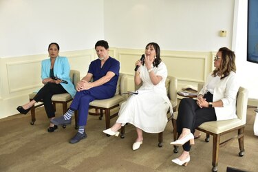 Conversatorio sobre cáncer  de ovario  en Panamá
