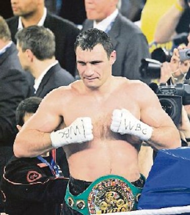 Esposa de Klitschko le pide que se retire
