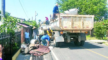Santiago mantiene operativos contra el mosquito del dengue