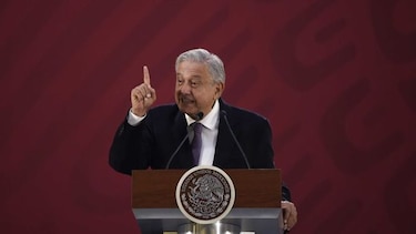 López Obrador ordena abrir archivos de espionaje y persecución a opositores en México