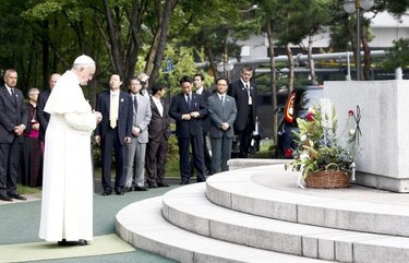 En Seúl, el papa Francisco beatifica a 124 mártires