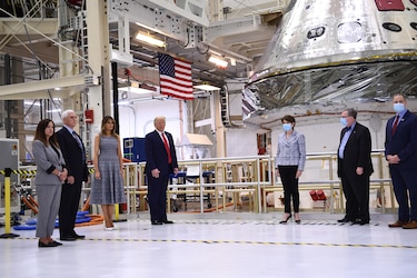 Lanzamiento del vuelo tripulado NASA-SpaceX se posterga por mal tiempo