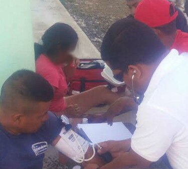 Rescatan con vida a menor de edad y hombre desaparecidos en playa El Salado; corriente los arrastró seis kilómetros